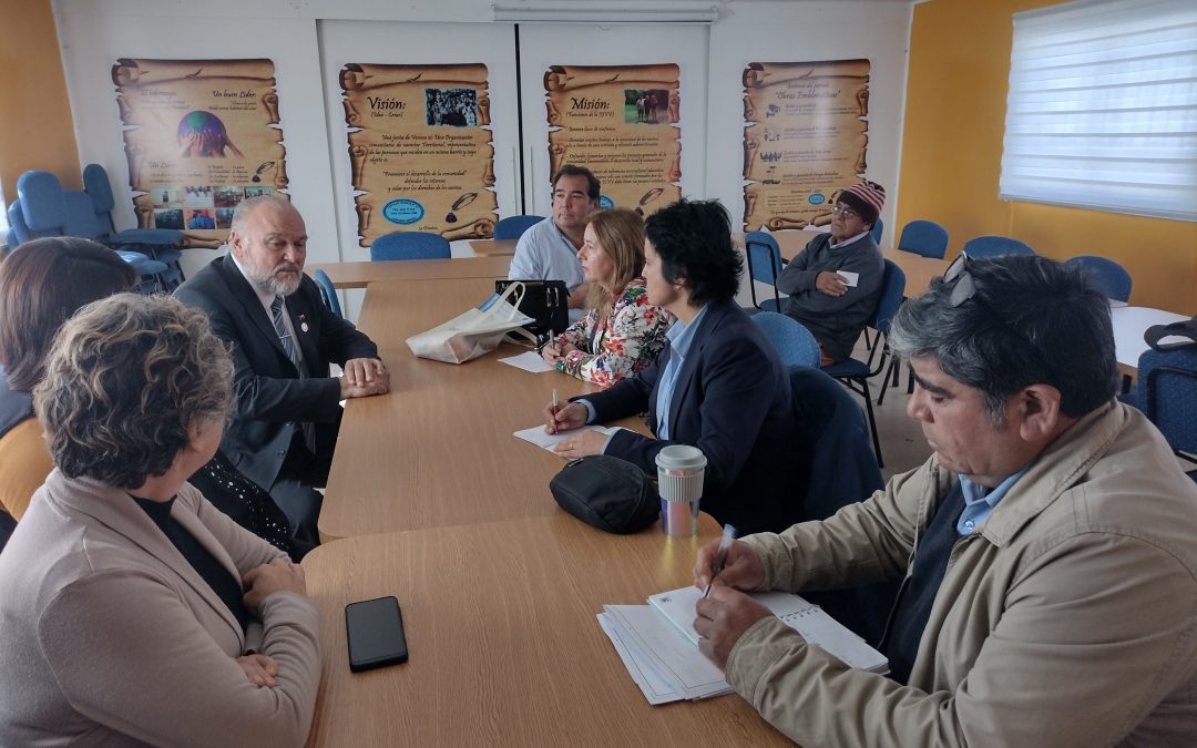 Reunión con Diputado Miguel Becker y vecinos de Labranza centro.